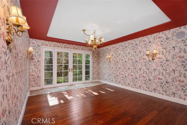 MLS #OC25248163 image #9