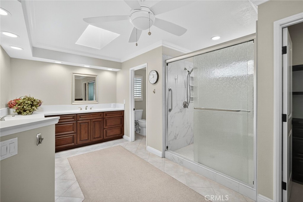 MLS #OC25248178 image #25