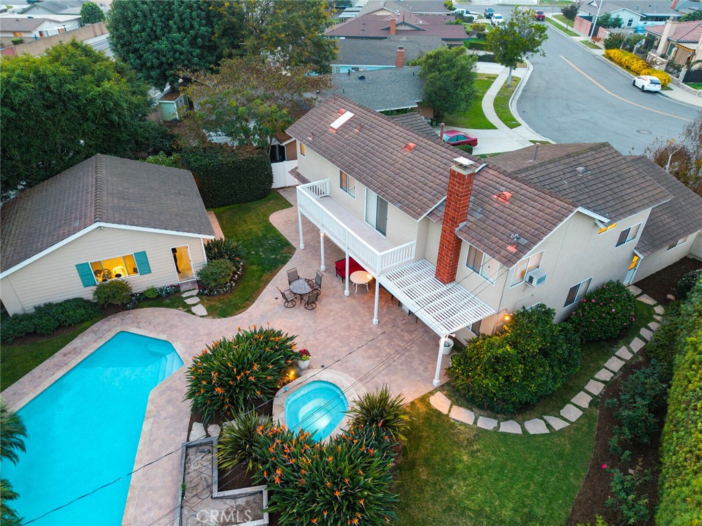 MLS #OC25248178 image #39