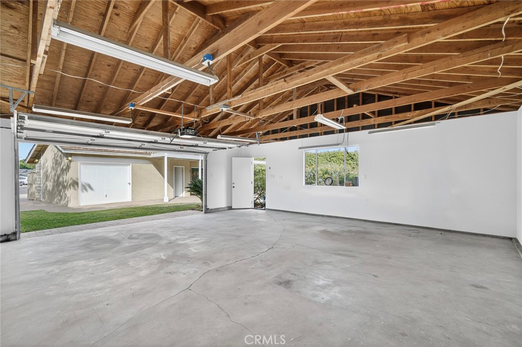 MLS #OC25248178 image #6