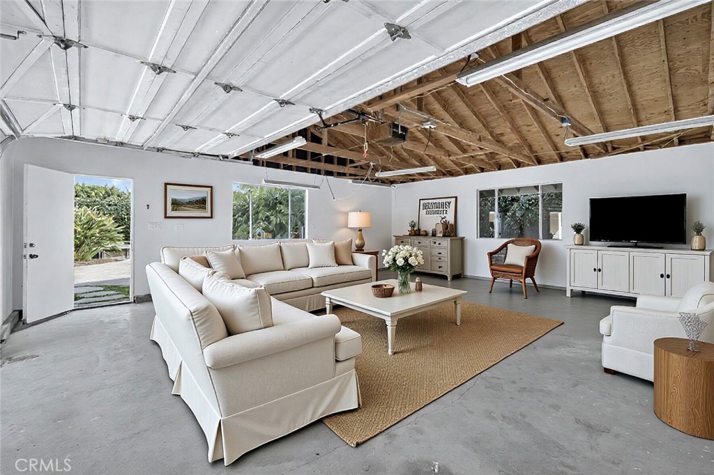 MLS #OC25248178 image #7