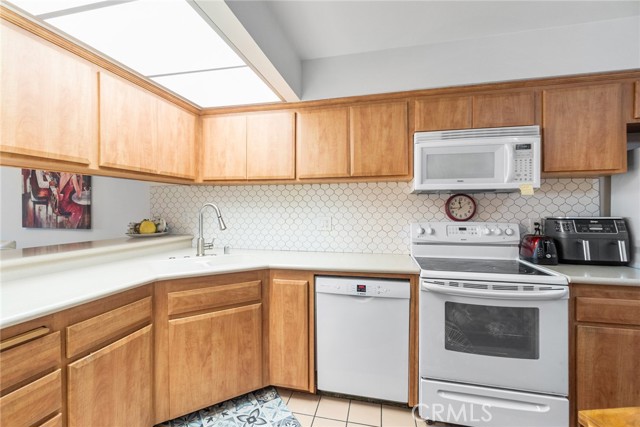 MLS #OC25248203 image #14