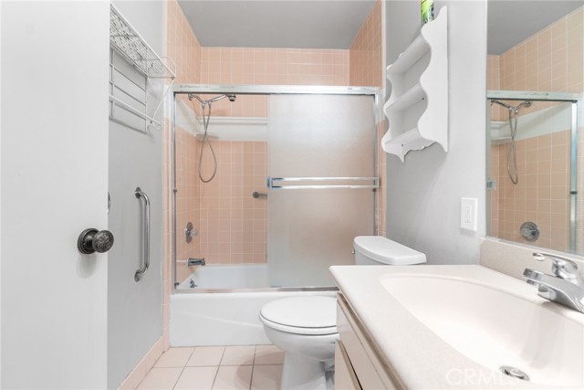 MLS #OC25248203 image #24