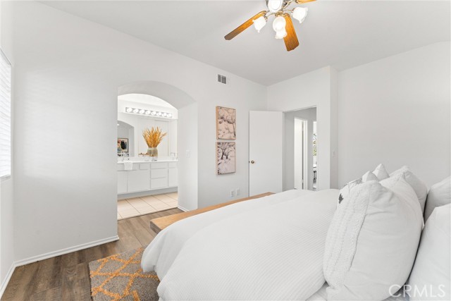 MLS #OC25248267 image #20