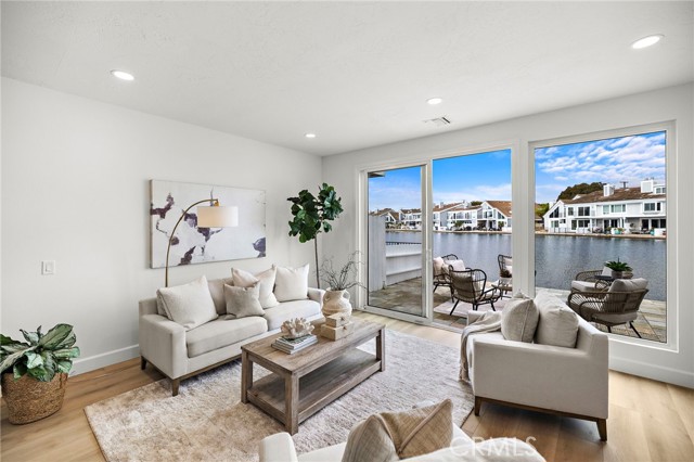 MLS #OC25248312 image #10