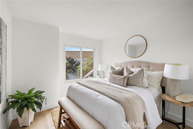 MLS #OC25248312 image #30