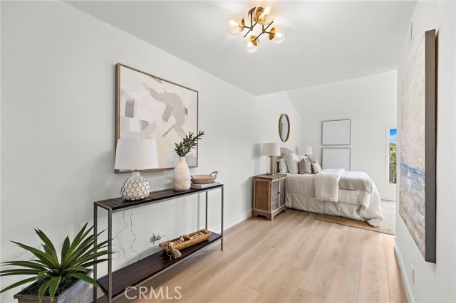 MLS #OC25248312 image #33