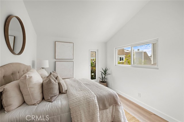 MLS #OC25248312 image #34