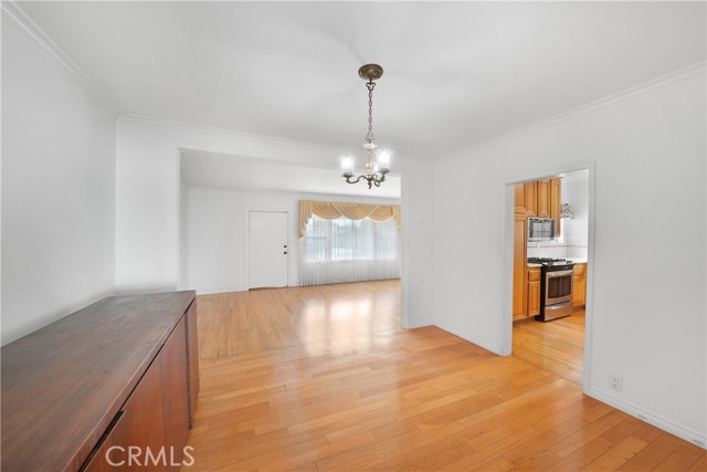 MLS #OC25248330 image #12