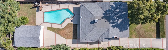 MLS #OC25248330 image #28