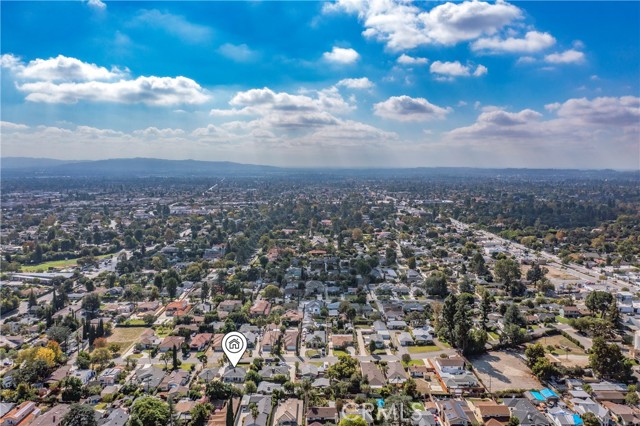 MLS #OC25248330 image #34