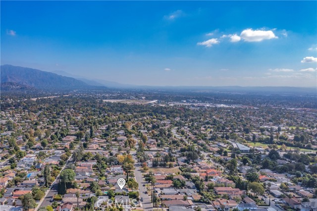 MLS #OC25248330 image #35