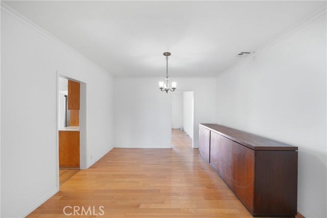 MLS #OC25248330 image #7