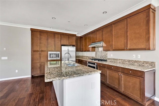 MLS #OC25248388 image #13