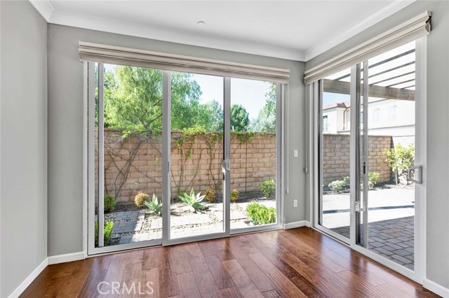 MLS #OC25248388 image #14