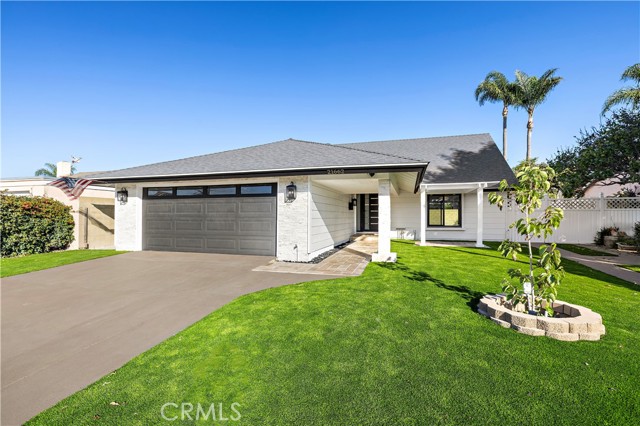 MLS #OC25248470 image #2