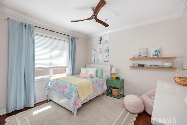 MLS #OC25248485 img 11