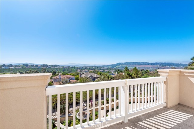 MLS #OC25248485 img 13