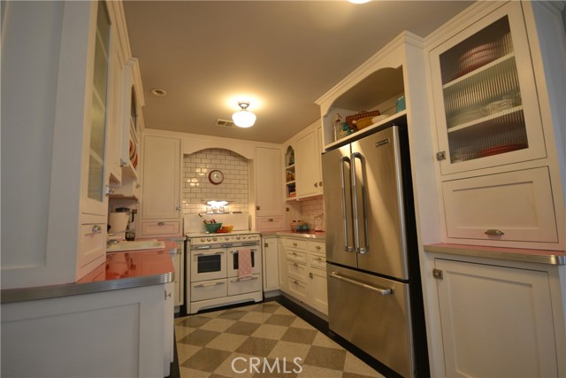 MLS #OC25248502 image #10