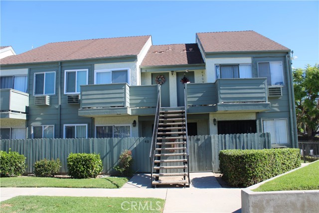 MLS #OC25248520 image #0