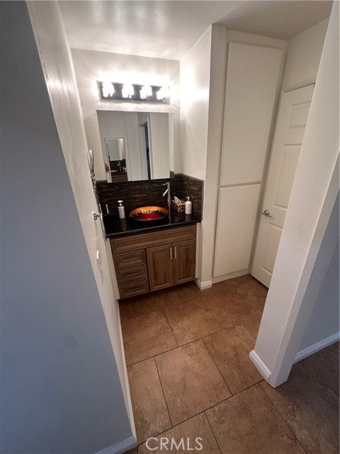 MLS #OC25248520 image #22