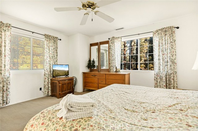 MLS #OC25248522 image #19