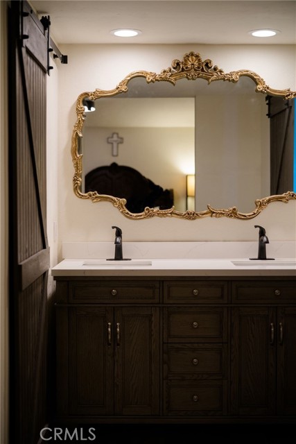 MLS #OC25248538 image #2