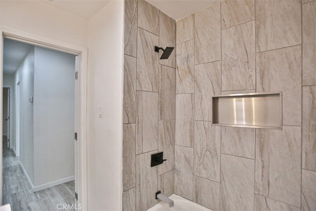 MLS #OC25248547 image #18