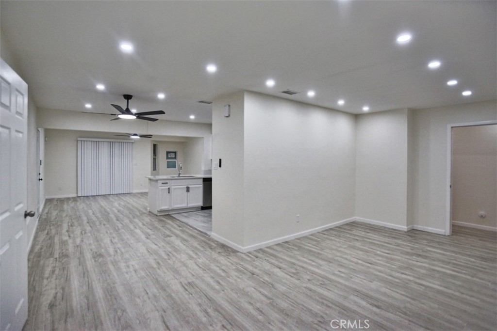 MLS #OC25248547 image #3