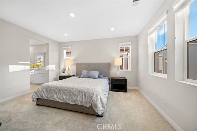 MLS #OC25248619 image #15