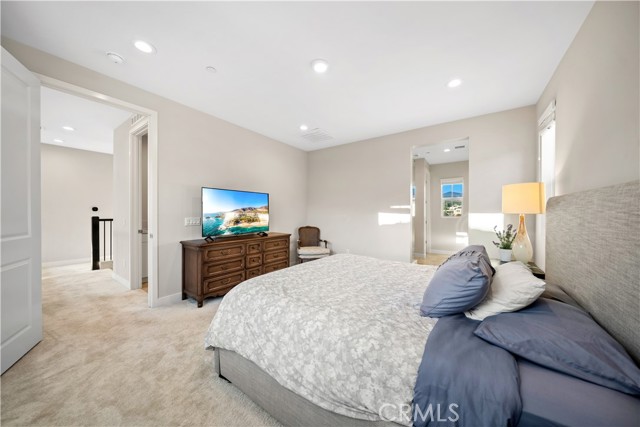 MLS #OC25248619 image #16