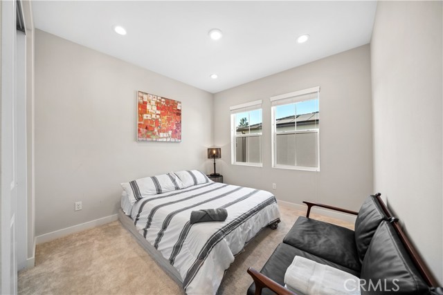 MLS #OC25248619 image #21