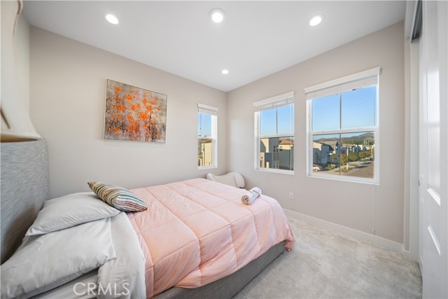 MLS #OC25248619 image #24