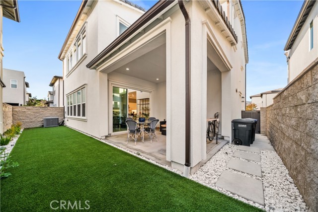 MLS #OC25248619 image #32