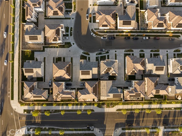 MLS #OC25248619 image #36