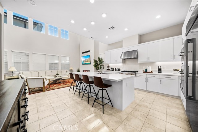 MLS #OC25248619 image #9