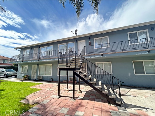 MLS #OC25248643 image #4