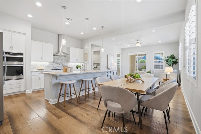 MLS #OC25248662 image #1