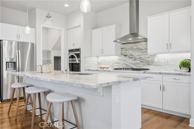 MLS #OC25248662 image #2