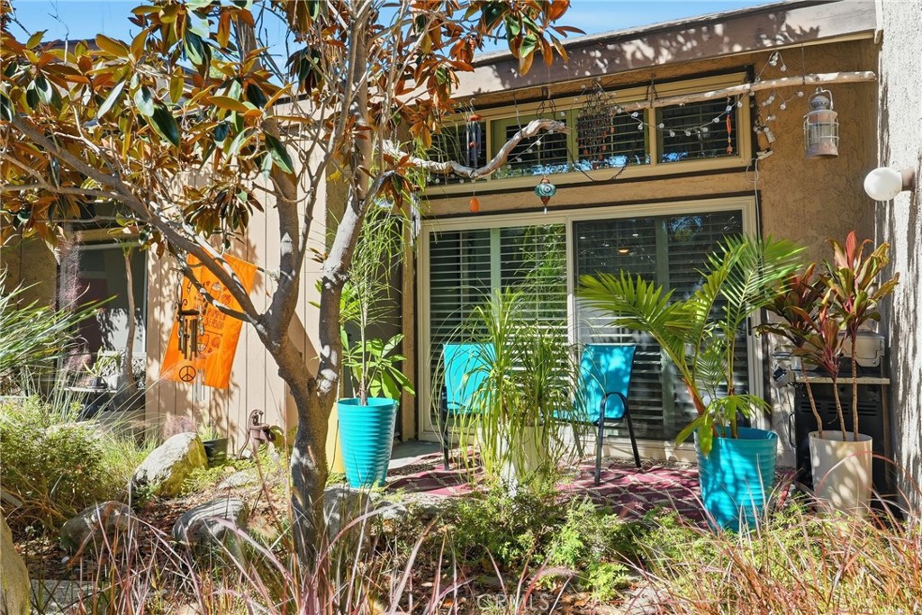 MLS #OC25248663 image #22