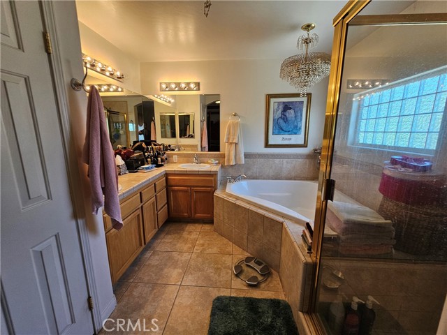 MLS #OC25248716 image #17