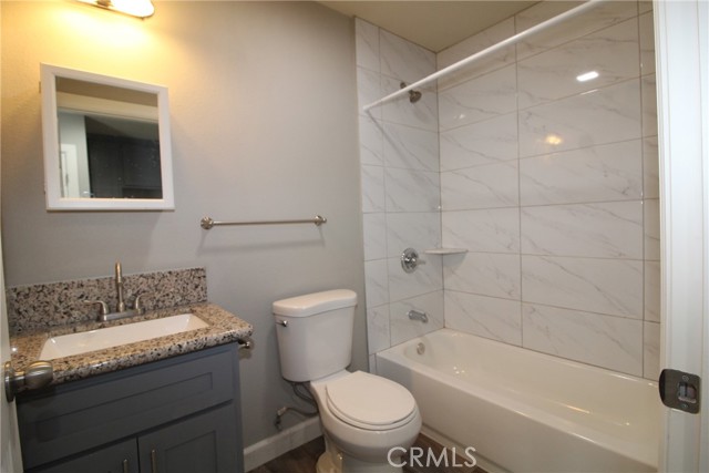 MLS #OC25248726 image #6