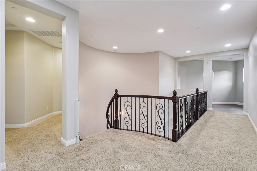 MLS #OC25248742 image #38