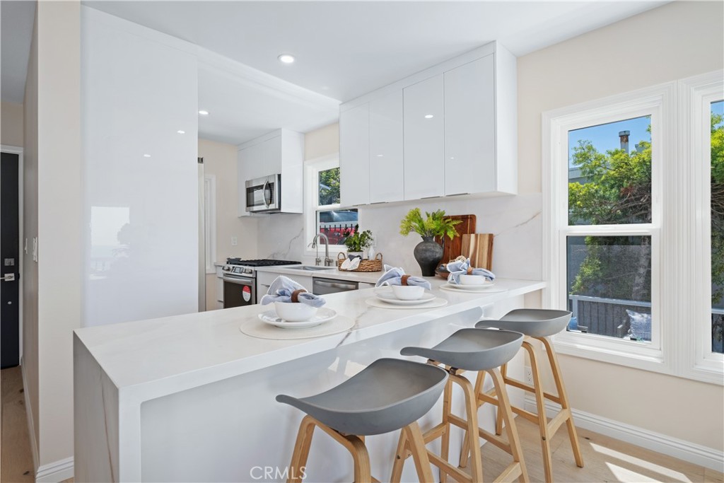 MLS #OC25248752 image #22