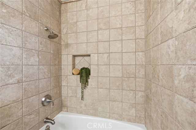 MLS #OC25248766 image #24