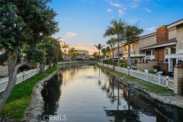 MLS #OC25248766 image #36