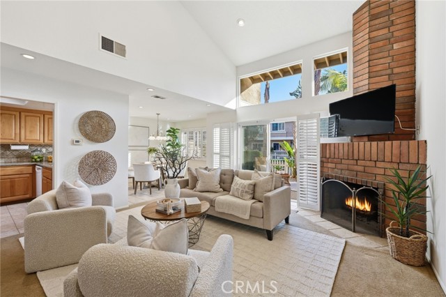 MLS #OC25248766 image #4