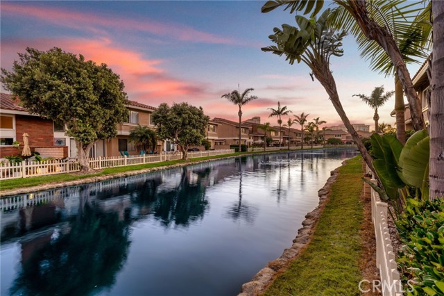 MLS #OC25248766 image #50