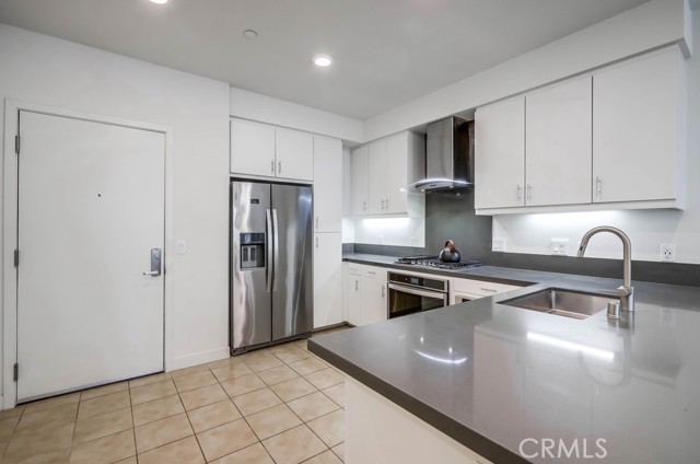 MLS #OC25248815 image #4