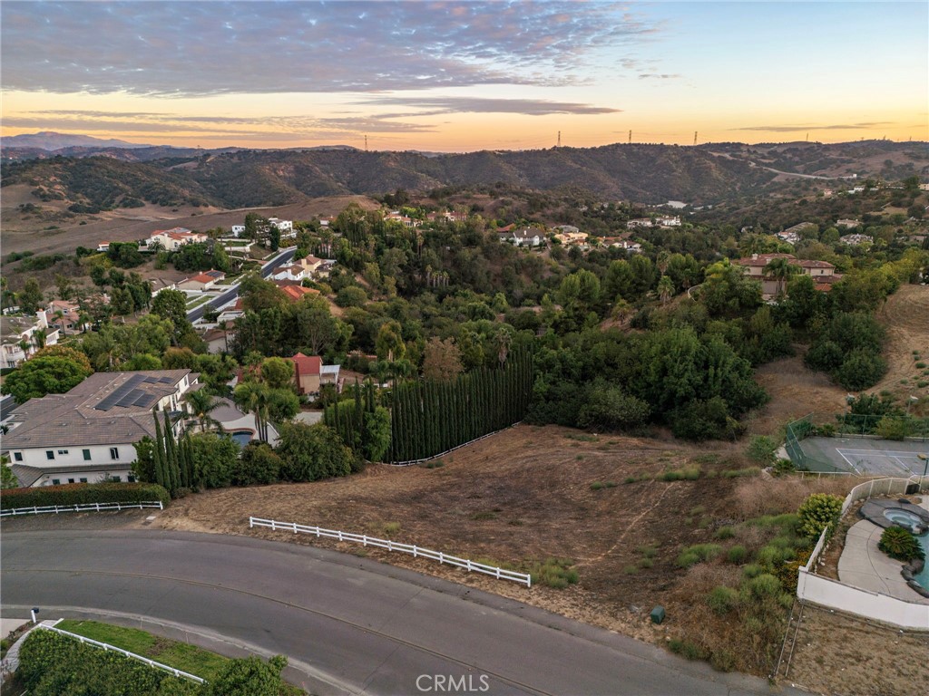 MLS #OC25248896 image #10